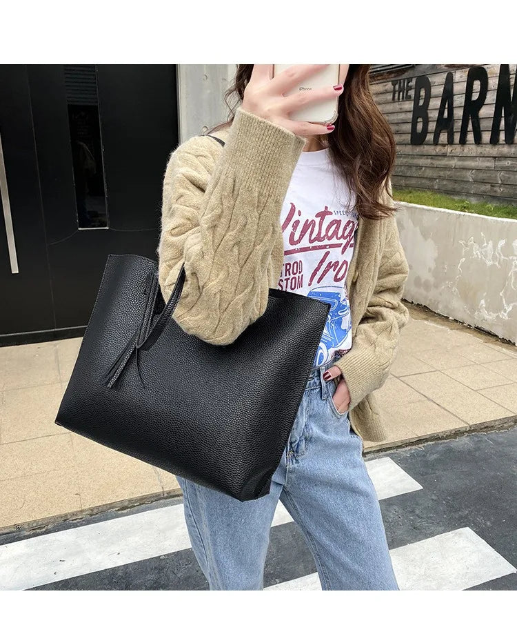 Sora Hobo Tote Bag
