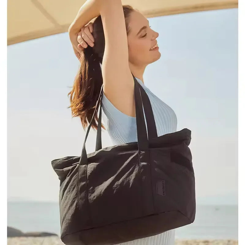 The Active Carryall