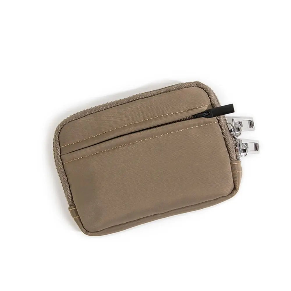 The Noah Pouch
