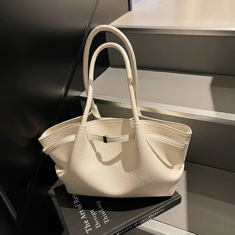 The Luxe Muse