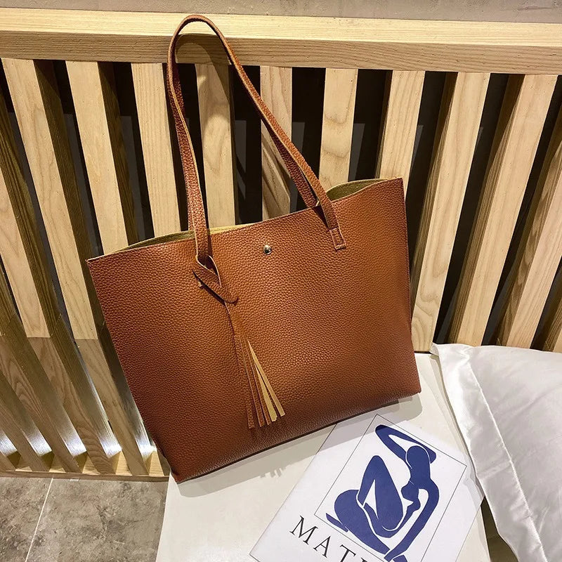 Sora Hobo Tote Bag