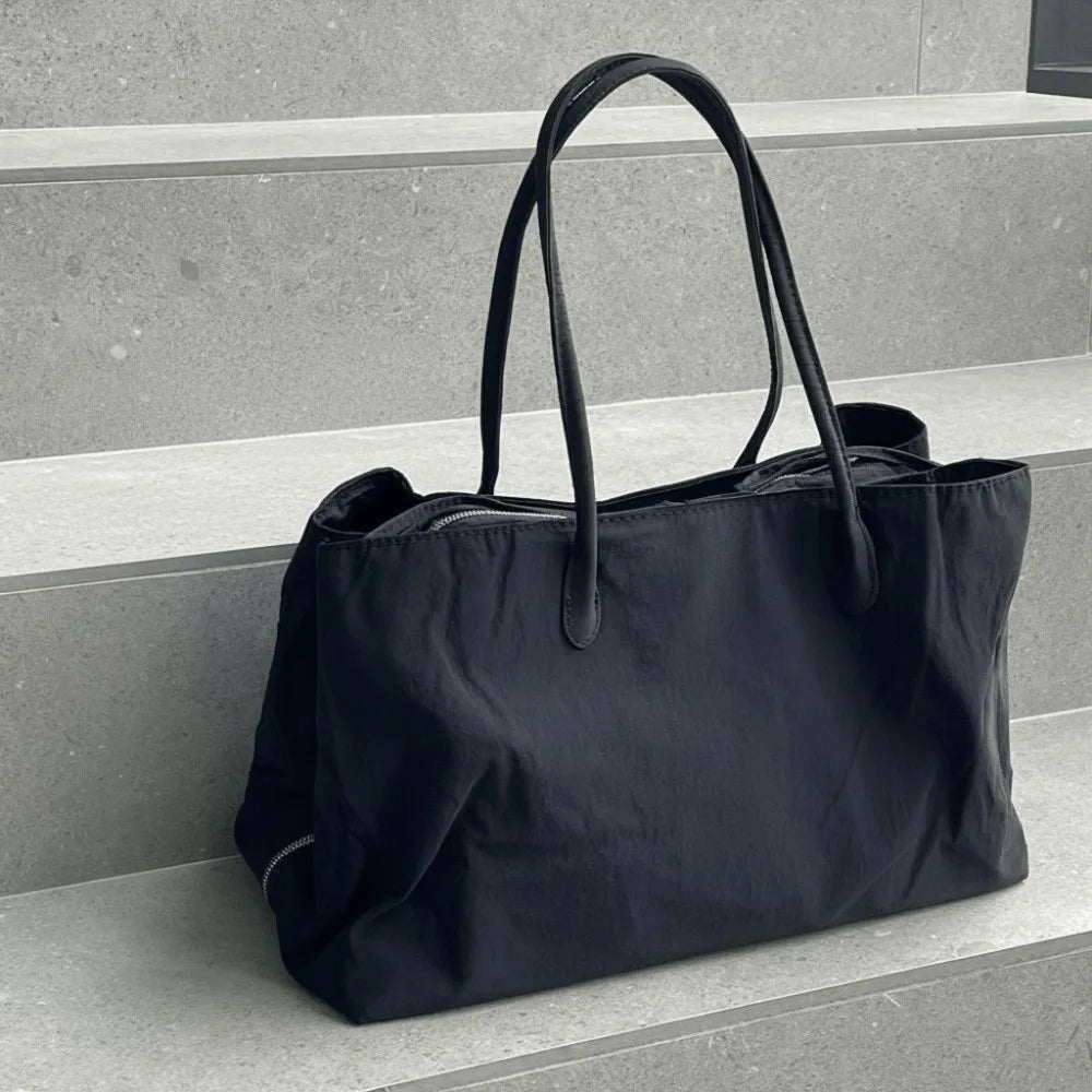 The Elara Tote